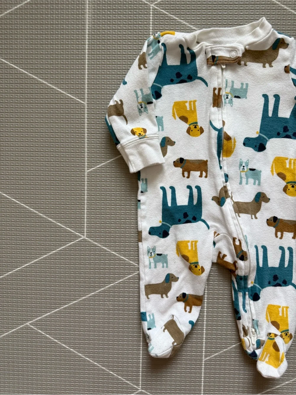 Unbranded White Baby One-Piece with Dog Print - Picture 3 of 5